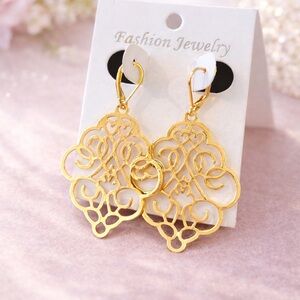 Gold Tone Filigree Dangle Earrings Leverback Elegant Scrollwork Statement Boho
